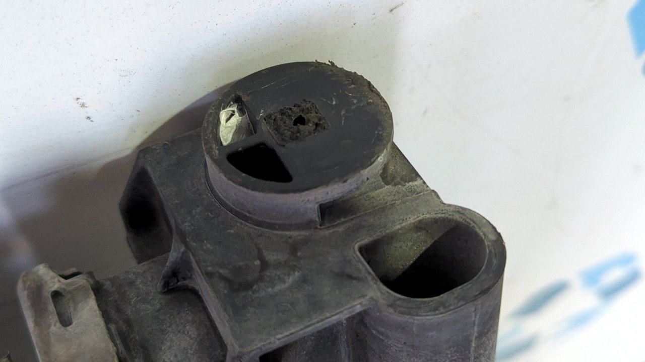 RADIADOR AGUA OPEL CORSA D - vista 2