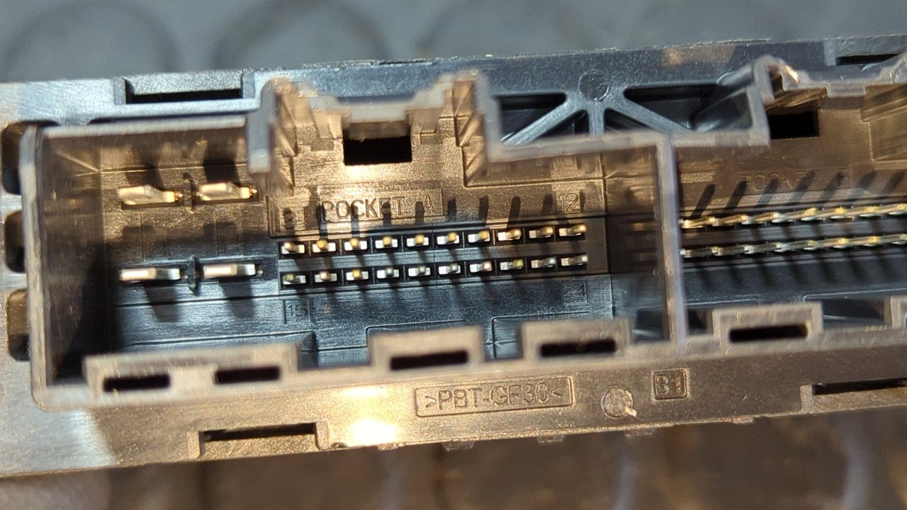 MODULO CONFORT FORD MONDEO LIM. - vista 3