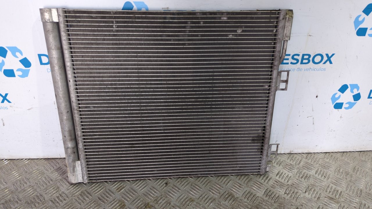 CONDENSADOR / RADIADOR  AIRE ACONDICIONADO NISSAN NV 200 (M20) - vista 2