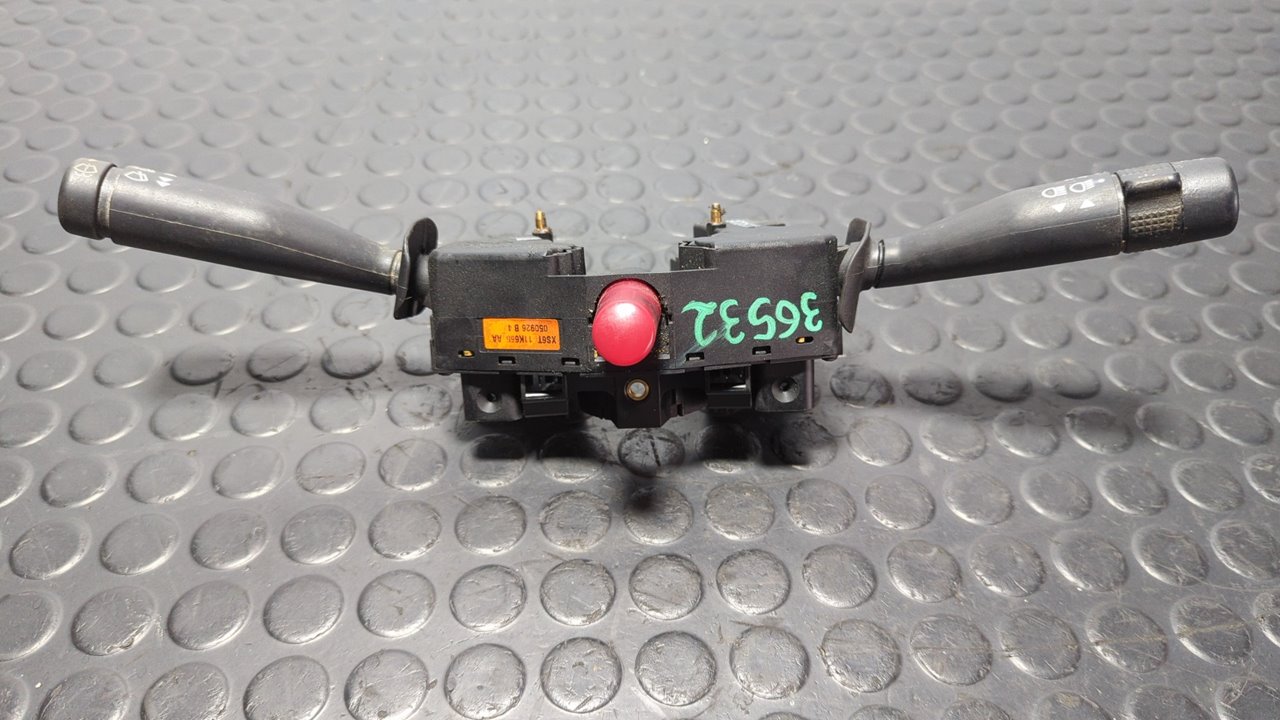 MANDO MULTIFUNCION FORD FIESTA COURIER - vista 4