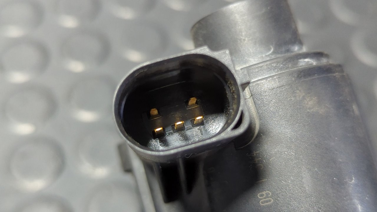 VALVULA EGR NISSAN NV 200 (M20) - vista 4