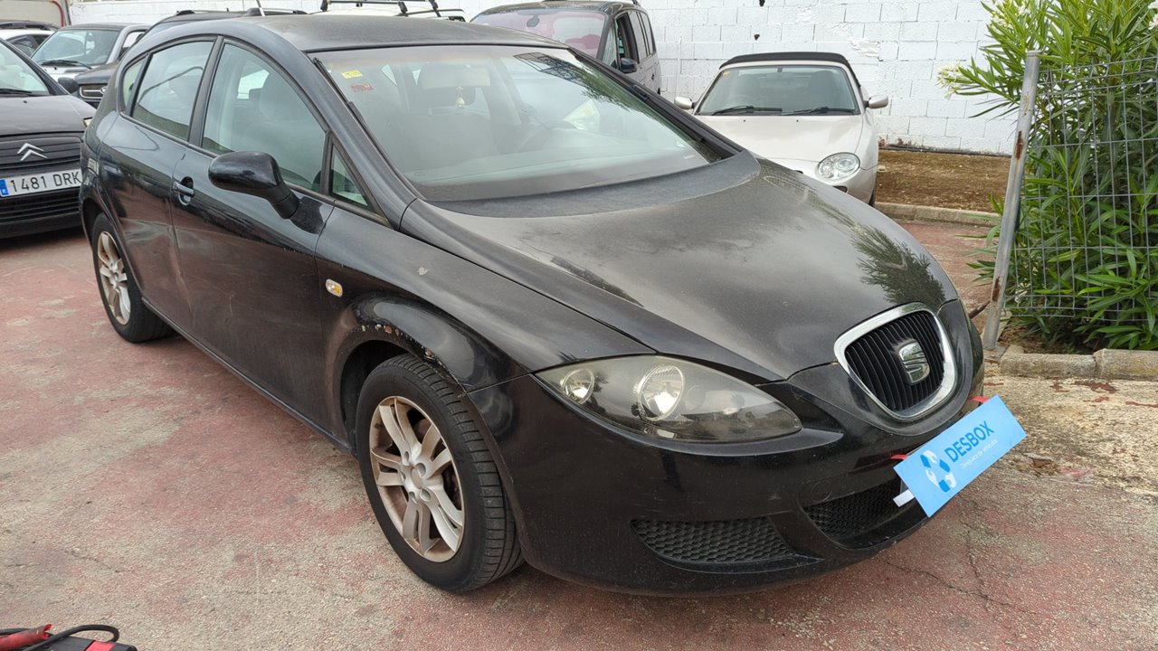 SEAT LEON (1P1)