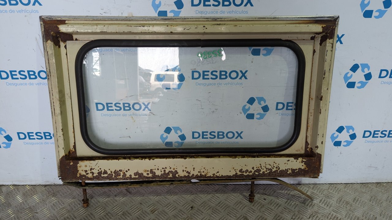 LUNA TRASERA LAND ROVER SANTANA - vista 5