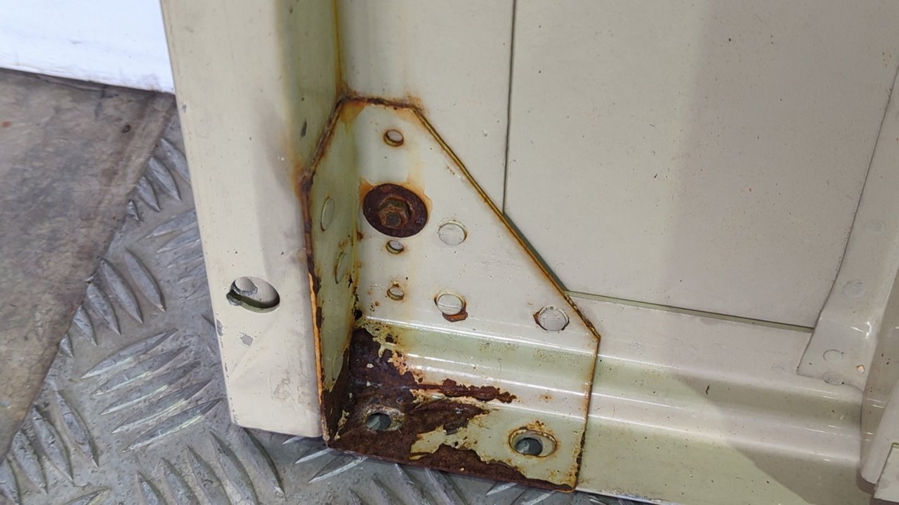 LUNA TRASERA IZQUIERDA LAND ROVER SANTANA - vista 2