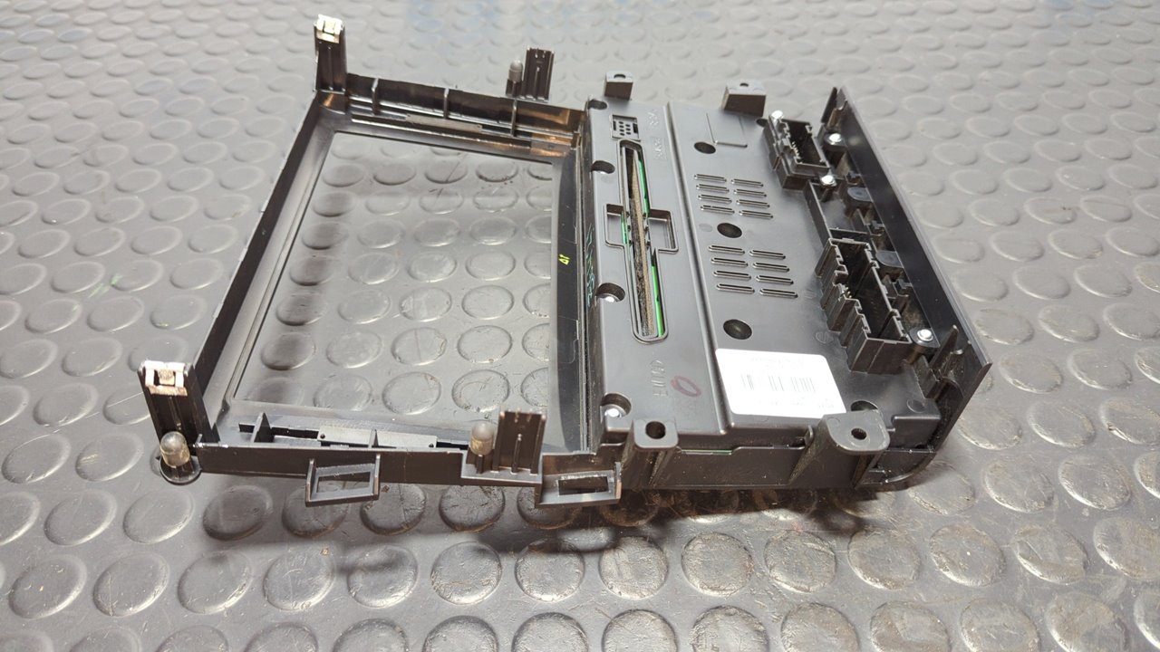 MANDO CLIMATIZADOR FORD MONDEO LIM. - vista 3