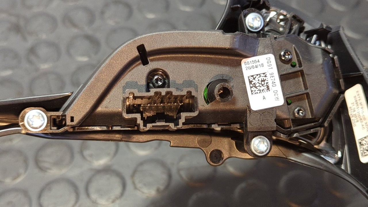 MANDO VOLANTE FORD MONDEO LIM. - vista 3