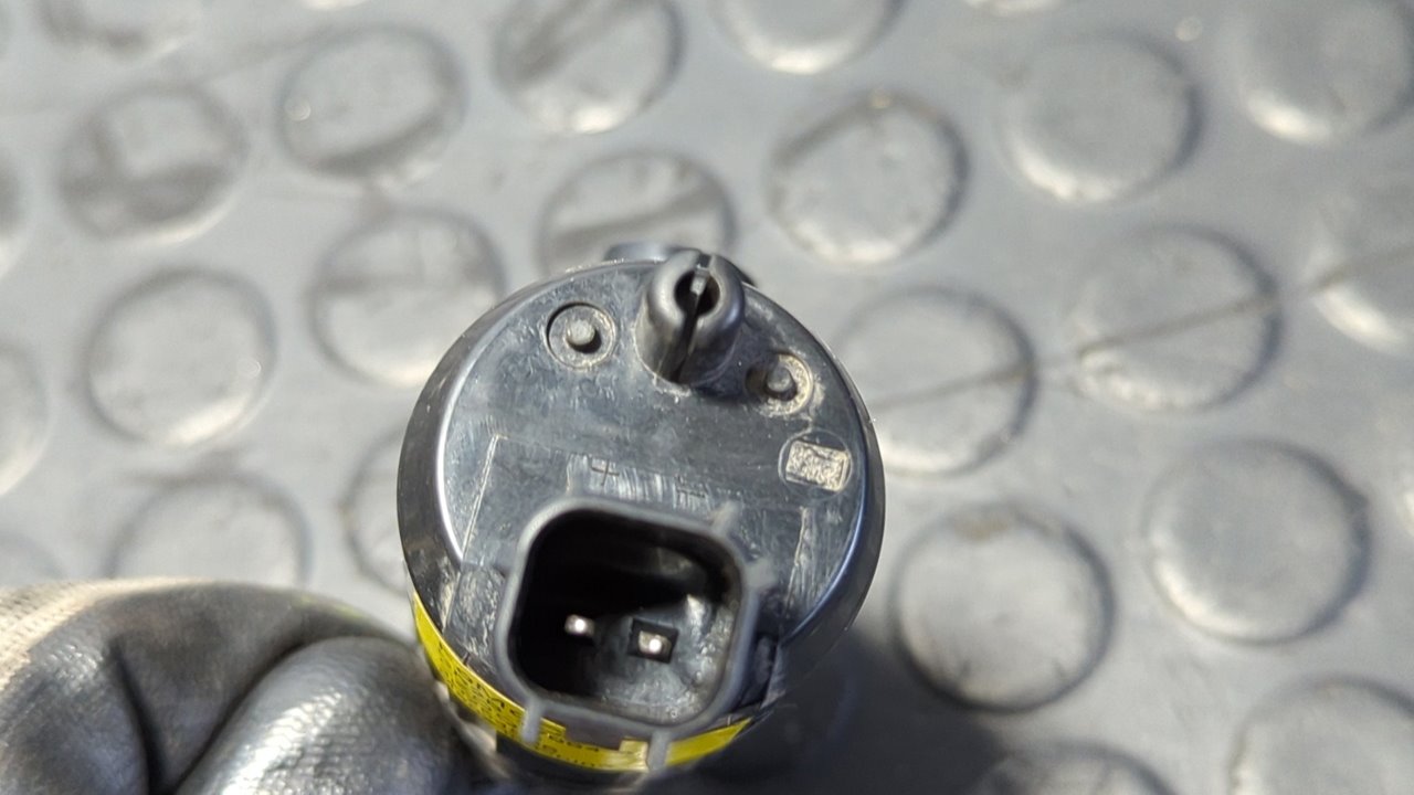 BOMBA LIMPIA FORD MONDEO LIM. - vista 3