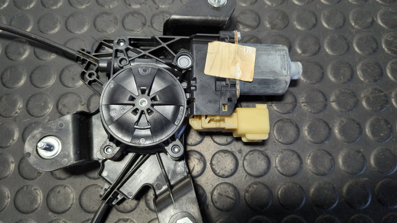 ELEVALUNAS TRASERO IZQUIERDO FORD MONDEO LIM. - vista 4