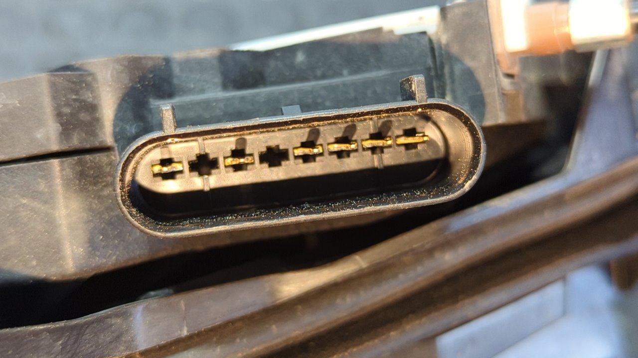 CERRADURA PUERTA TRASERA IZQUIERDA FORD MONDEO LIM. - vista 2