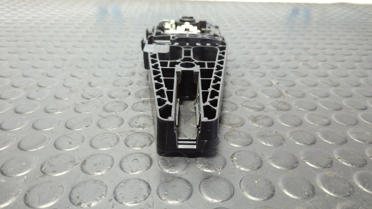 SOPORTE MANETA DELANTERA IZQUIERDA FORD MONDEO LIM. - vista 4