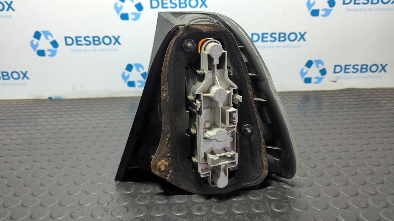 PILOTO TRASERO IZQUIERDO BMW SERIE 3 COMPACT (E46) - vista 2