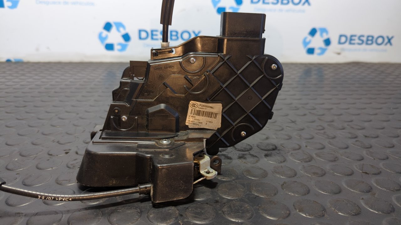 CERRADURA PUERTA TRASERA DERECHA LAND ROVER DISCOVERY