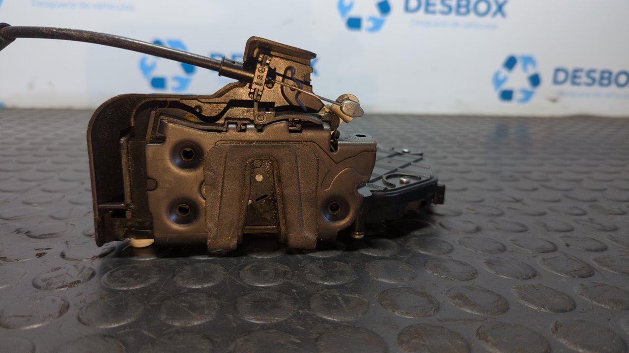 CERRADURA PUERTA TRASERA DERECHA LAND ROVER DISCOVERY - vista 3