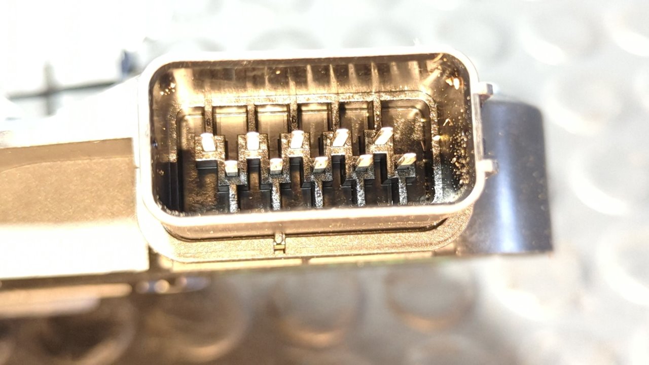 CERRADURA PUERTA TRASERA IZQUIERDA LAND ROVER DISCOVERY - vista 3