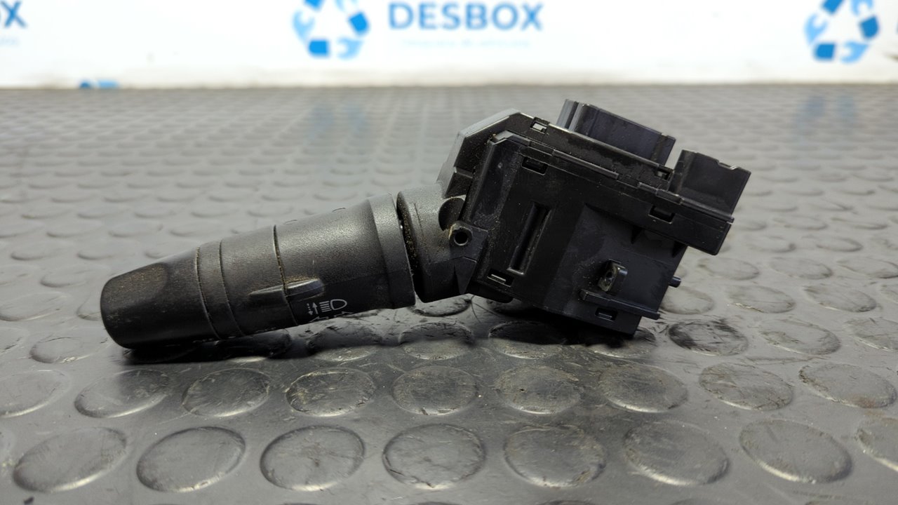 MANDO LUCES NISSAN X-TRAIL (T30) - vista 4