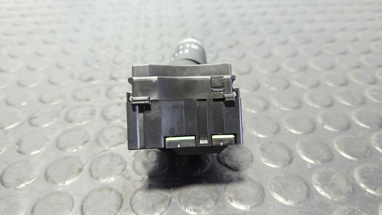 MANDO LIMPIA NISSAN X-TRAIL (T30) - vista 3