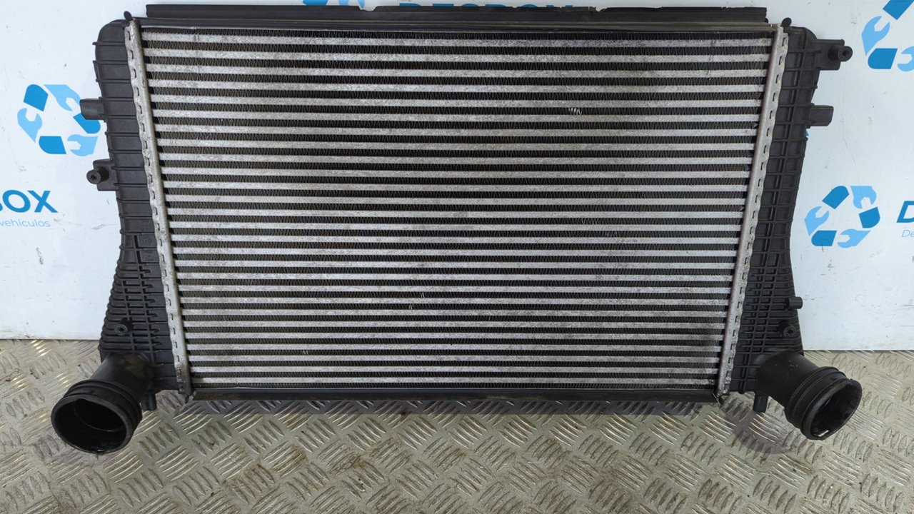 INTERCOOLER SEAT LEON (1P1)