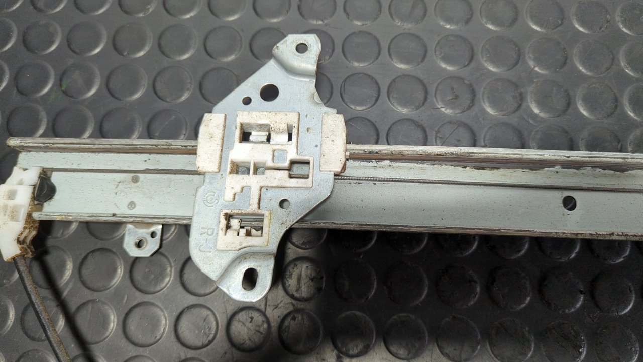 ELEVALUNAS DELANTERO DERECHO NISSAN NV 200 (M20) - vista 4