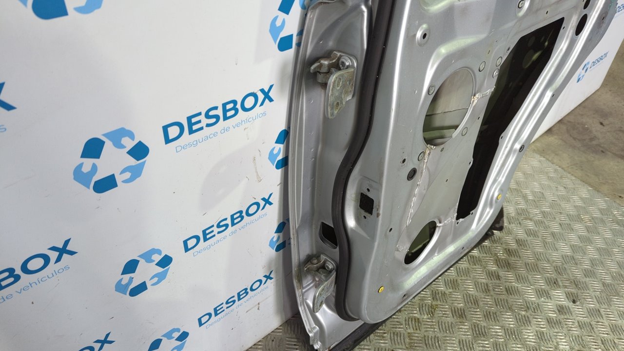 PUERTA TRASERA DERECHA LAND ROVER DISCOVERY - vista 4