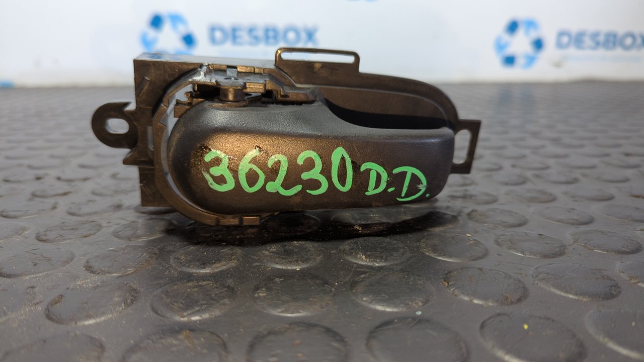 MANETA INTERIOR DELANTERA DERECHA NISSAN NV 200 (M20)