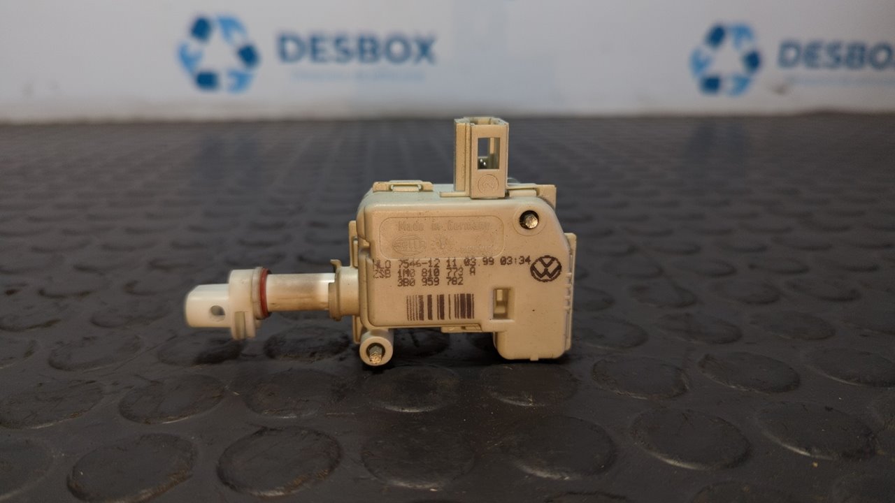 MOTOR TAPA COMBUSTIBLE SEAT TOLEDO (1M2)