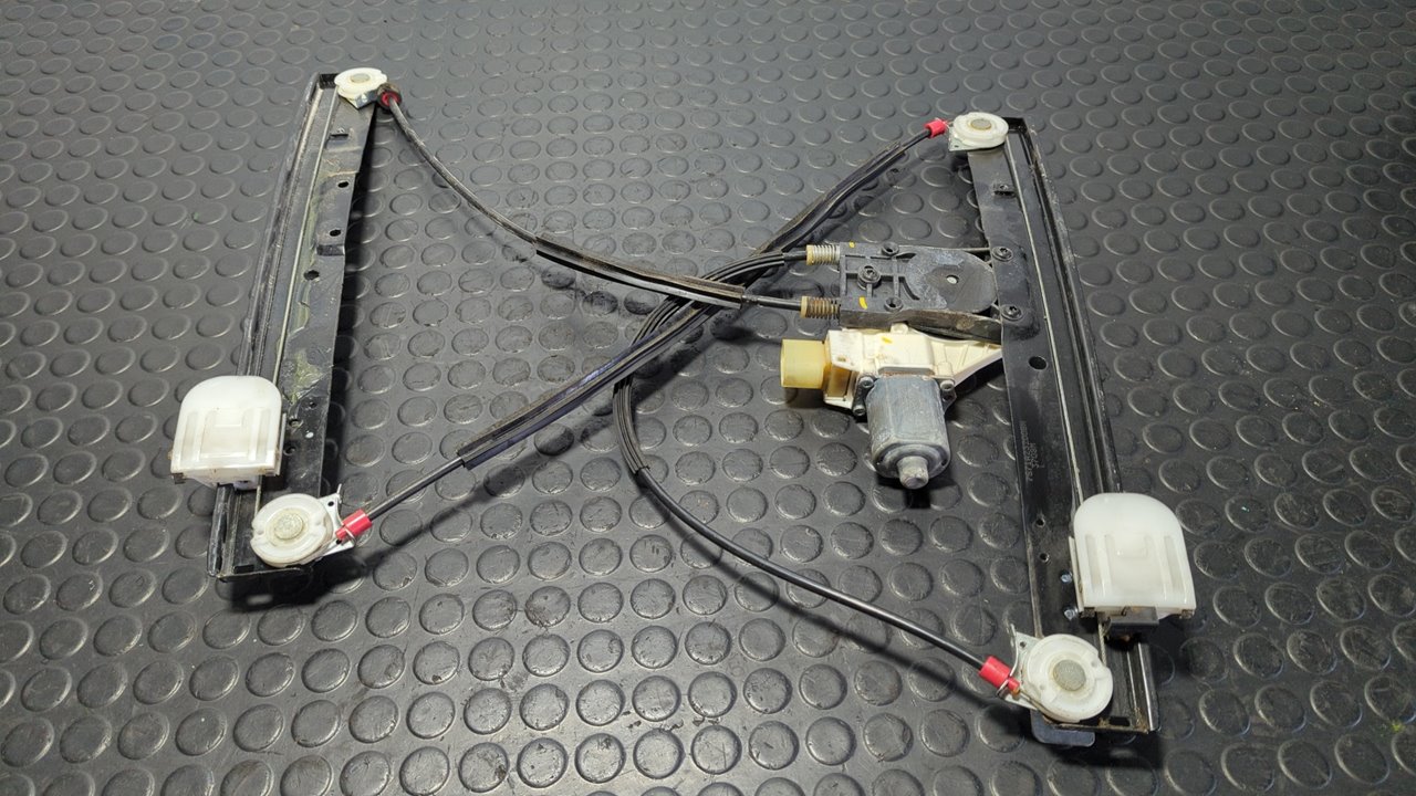 ELEVALUNAS DELANTERO DERECHO FORD MONDEO BER. (CA2)