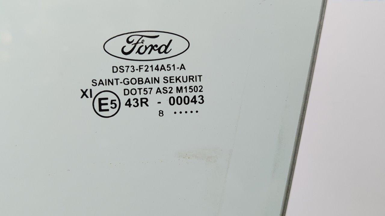 LUNA DELANTERA IZQUIERDA FORD MONDEO LIM. - vista 2