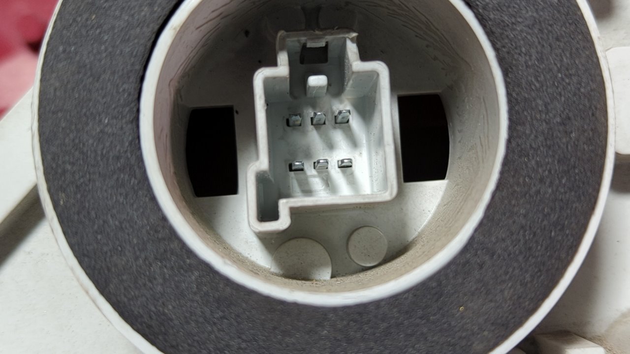 PILOTO TRASERO IZQUIERDO FORD FOCUS BERLINA (CAK) - vista 2