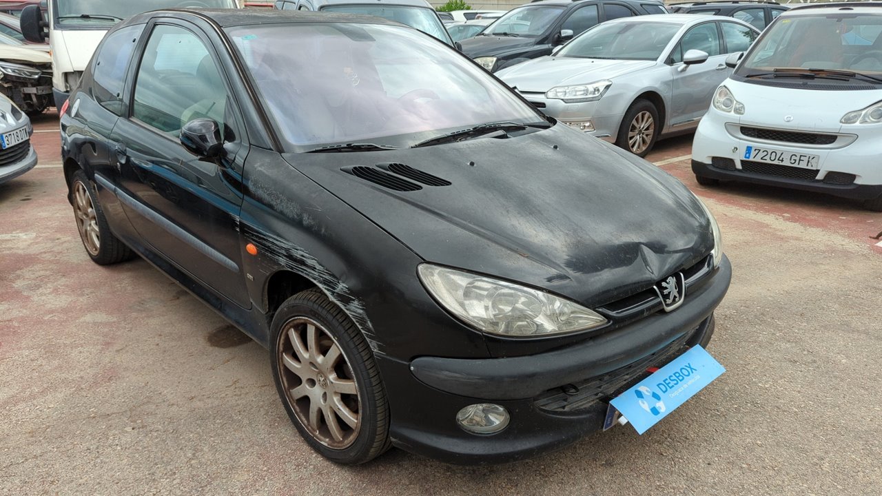PEUGEOT 206 BERLINA