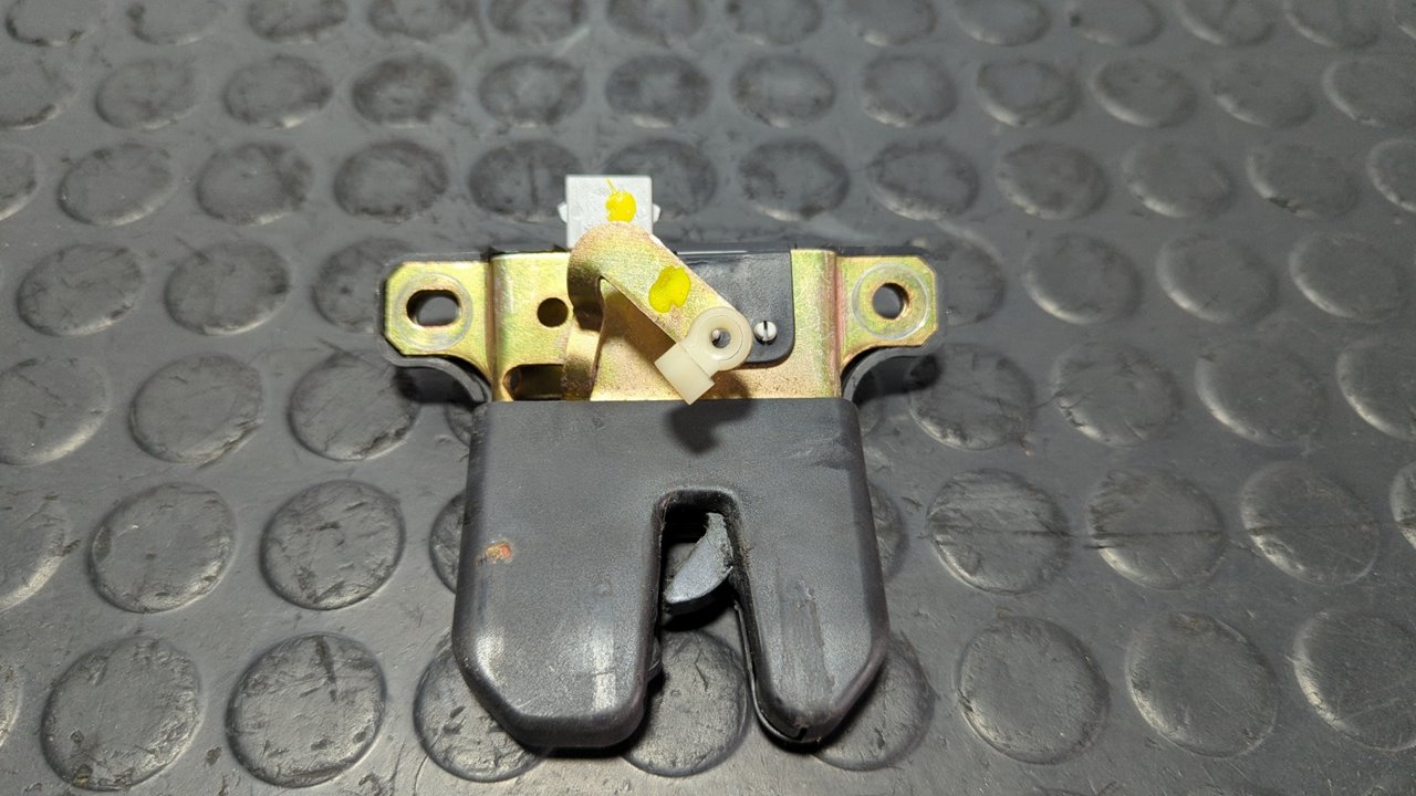 CERRADURA MALETERO / PORTON SEAT TOLEDO (1M2)