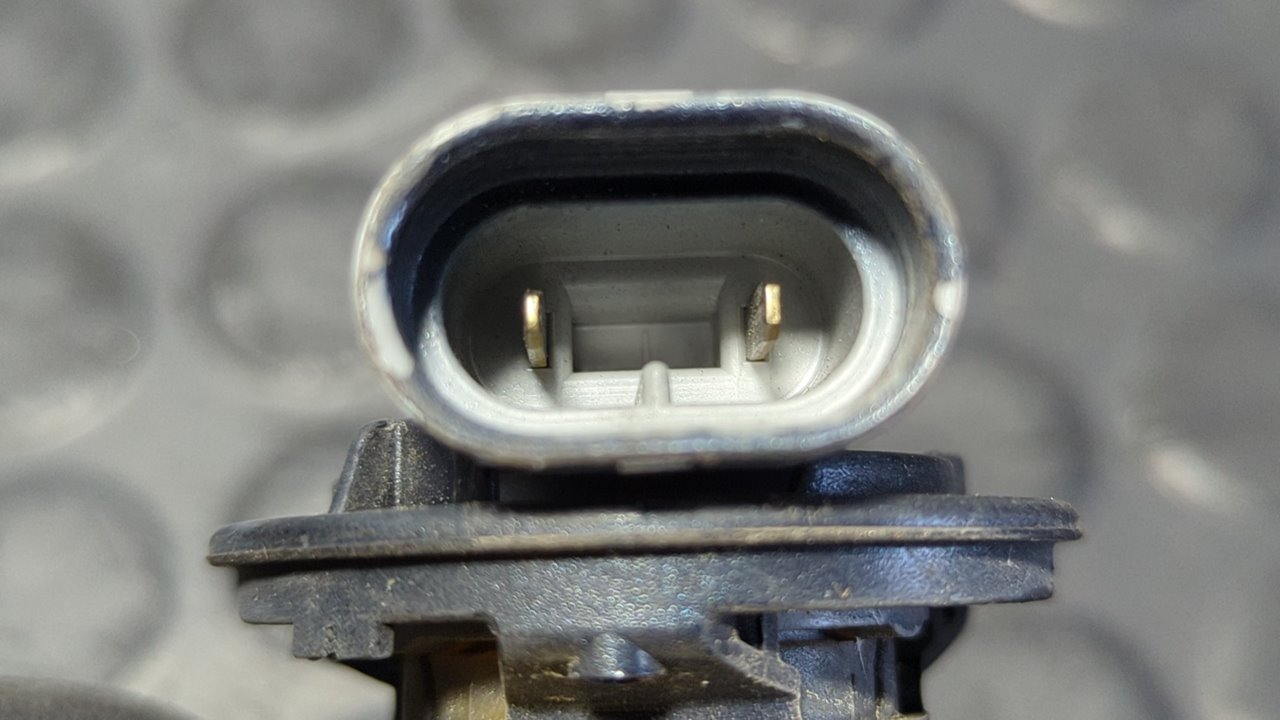 FARO ANTINIEBLA DERECHO VOLKSWAGEN GOLF V BERLINA (1K1) - vista 2