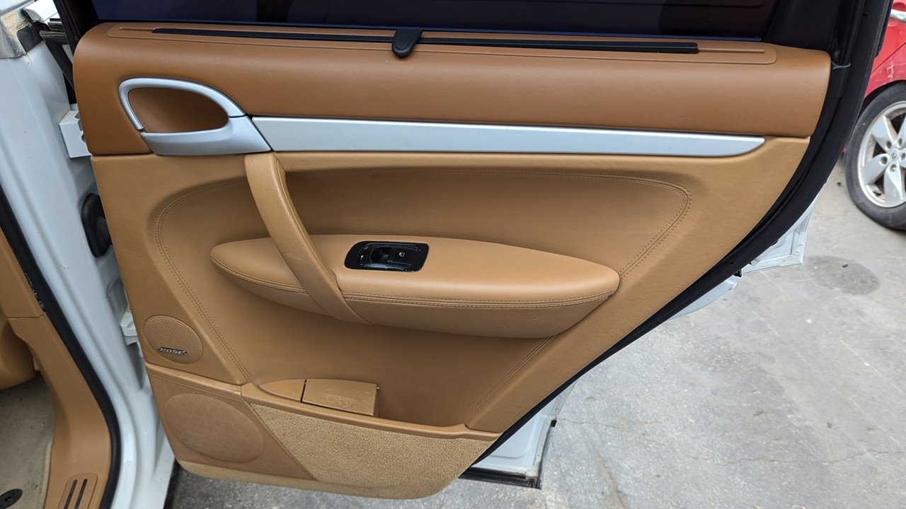 PASO RUEDA DERECHO  PORSCHE CAYENNE (TYP 9PA) - vista 21
