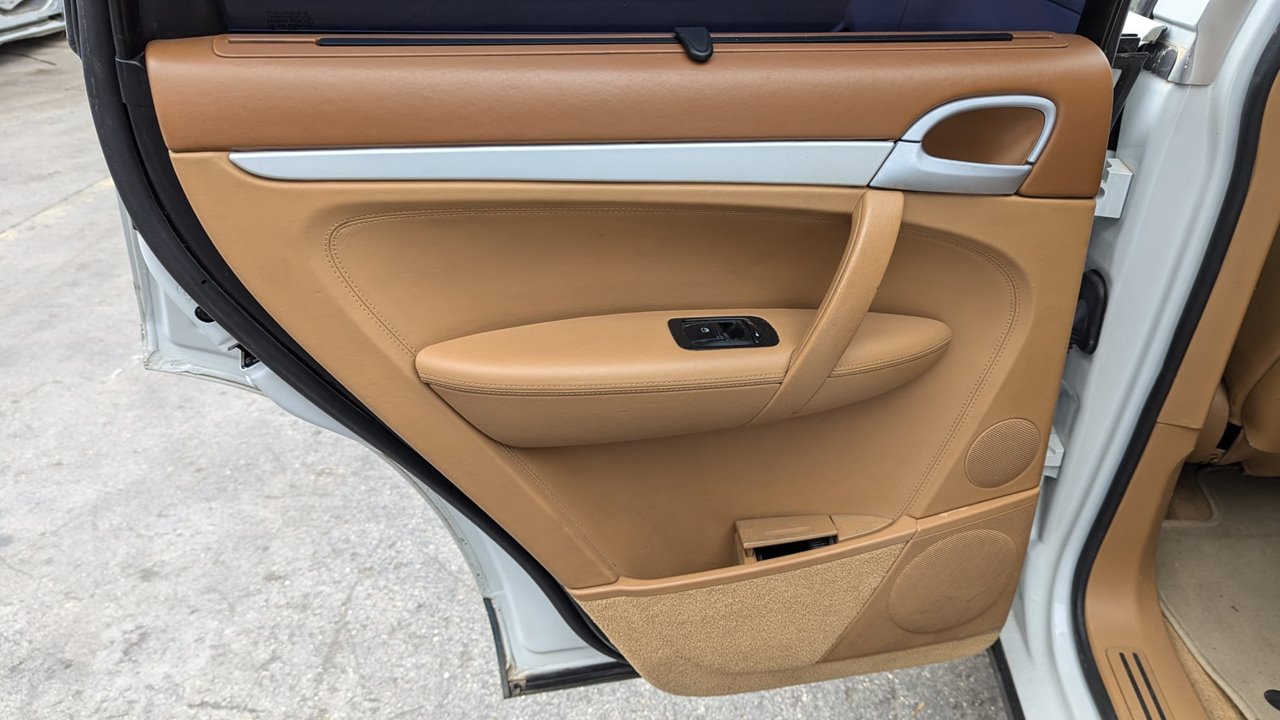 PASO RUEDA DERECHO  PORSCHE CAYENNE (TYP 9PA) - vista 25