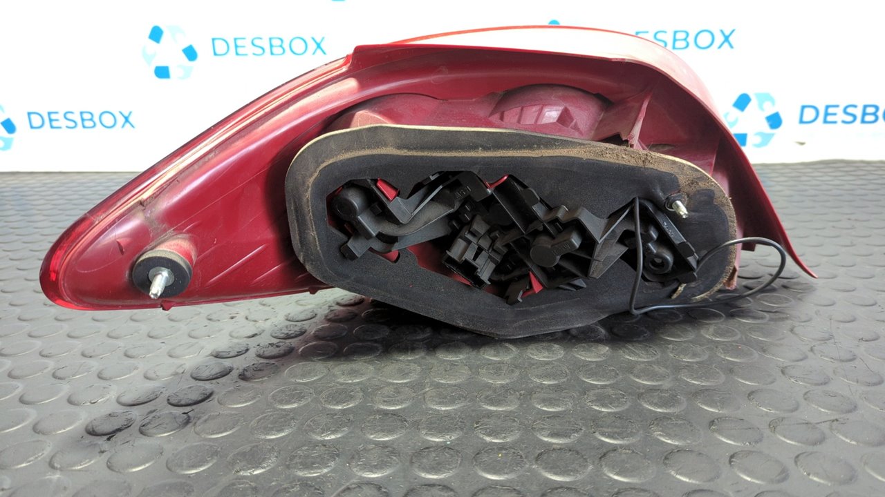 PILOTO TRASERO DERECHO PEUGEOT 307 BERLINA (S2) - vista 3