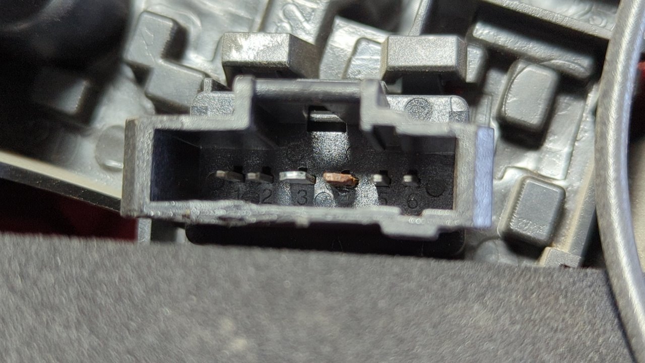 PILOTO TRASERO DERECHO PEUGEOT 307 BERLINA (S2) - vista 2