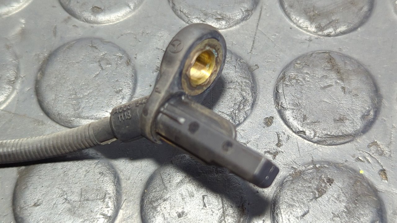 SENSOR ABS DELANTERO DERECHO MERCEDES-BENZ CLASE M (W164) - vista 3