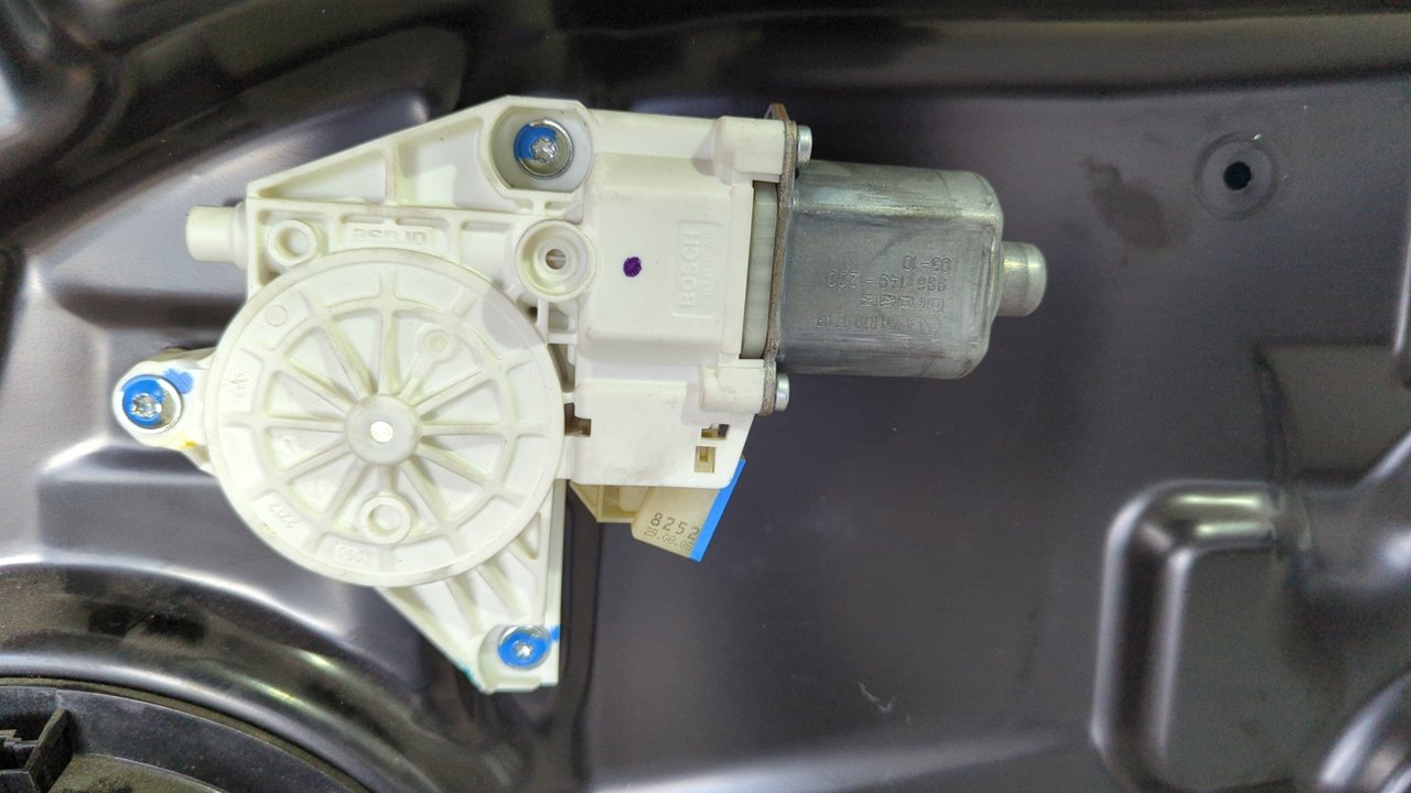 ELEVALUNAS TRASERO DERECHO MERCEDES-BENZ CLASE M (W164) - vista 2