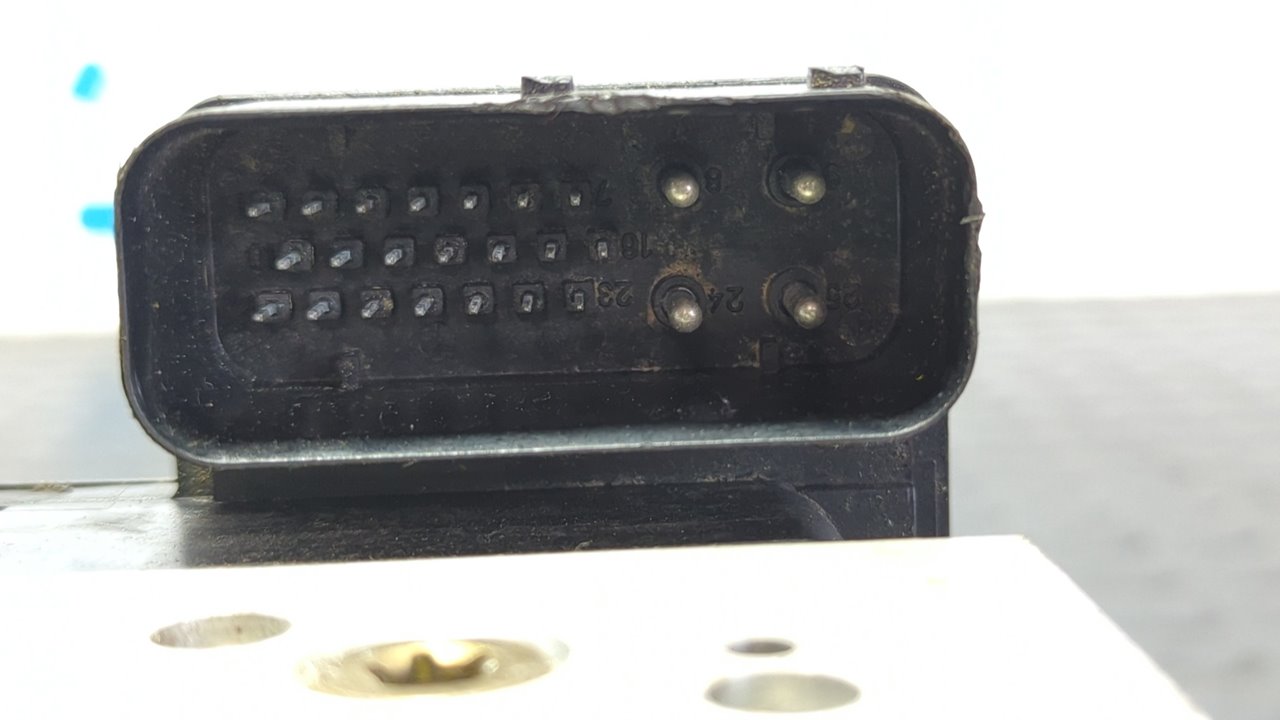 ABS BMW SERIE 3 BERLINA (E46) - vista 4