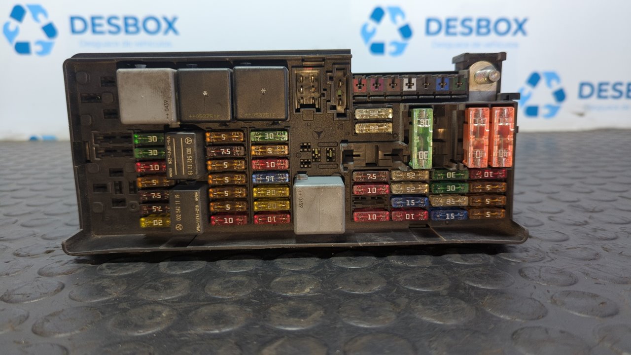 CAJA RELES / FUSIBLES MERCEDES-BENZ CLASE M (W164)