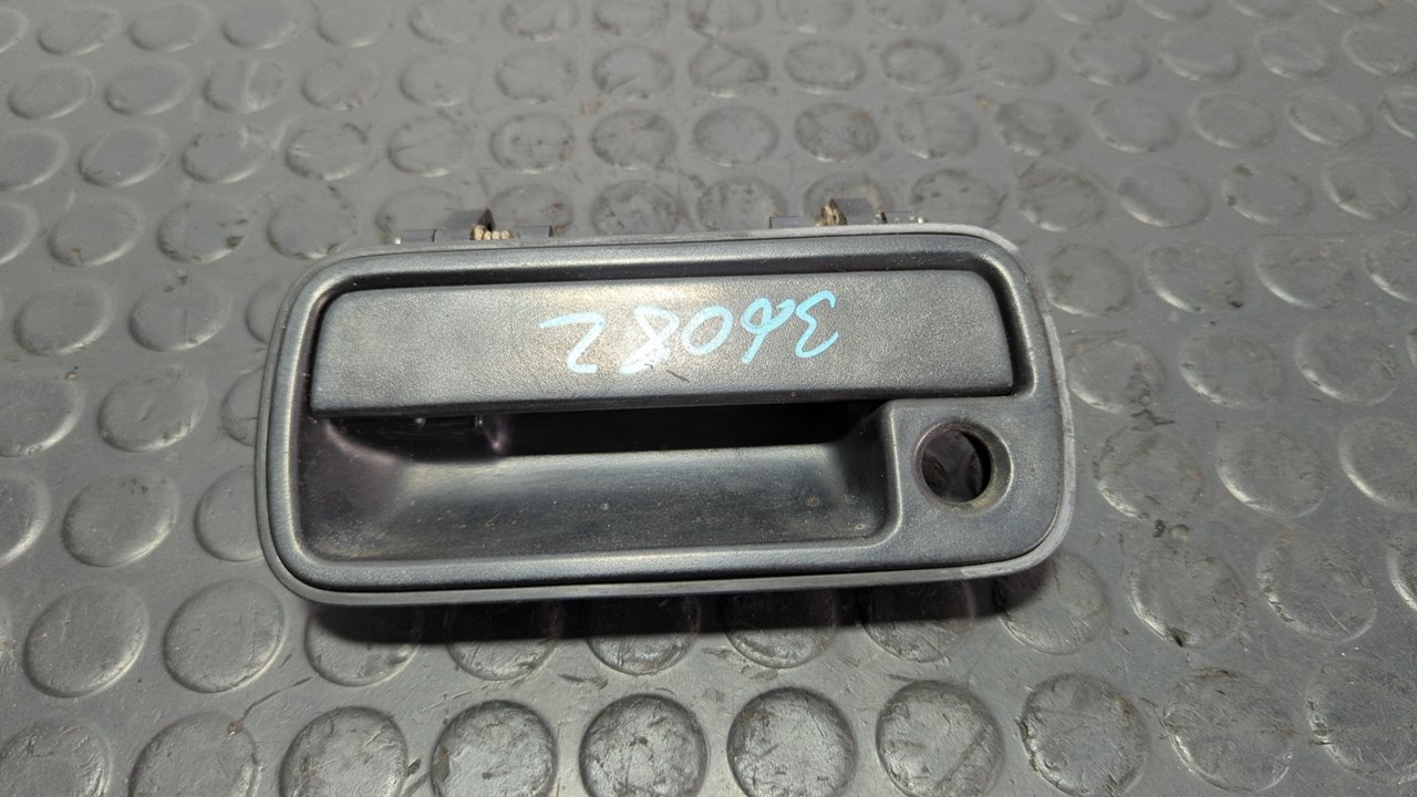 MANETA DELANTERA IZQUIERDA SUZUKI VITARA SE/SV (ET)