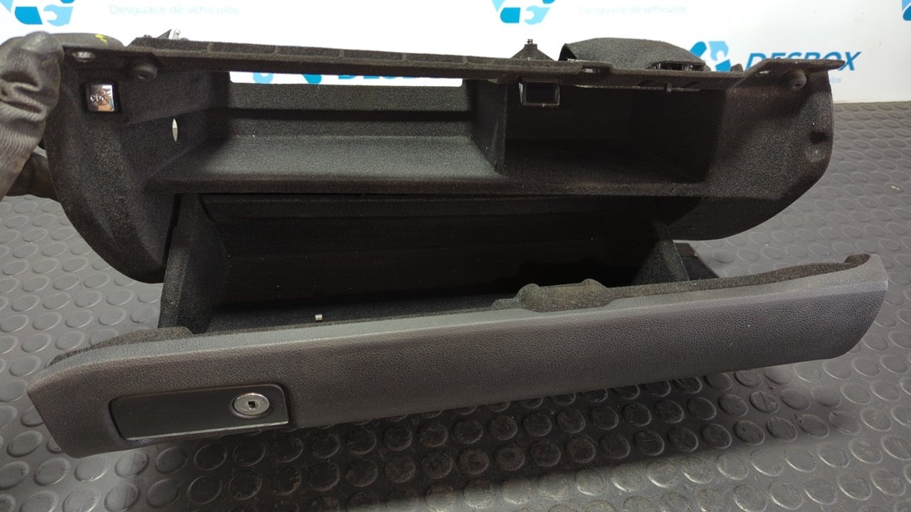 GUANTERA MERCEDES-BENZ CLASE M (W164) - vista 2