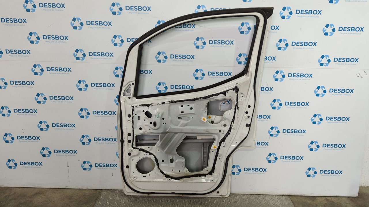 PUERTA DELANTERA DERECHA NISSAN NV 200 (M20) - vista 2