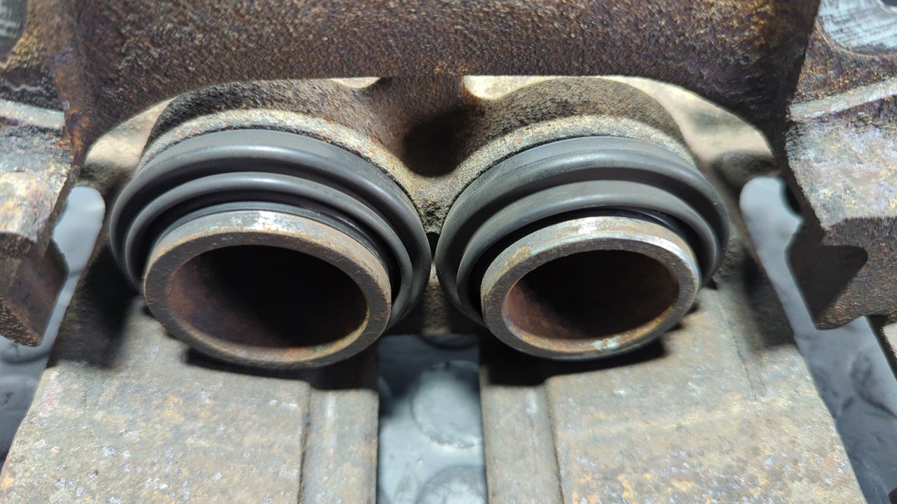 PINZA DE FRENO DELANTERA DERECHA OPEL VIVARO - vista 4