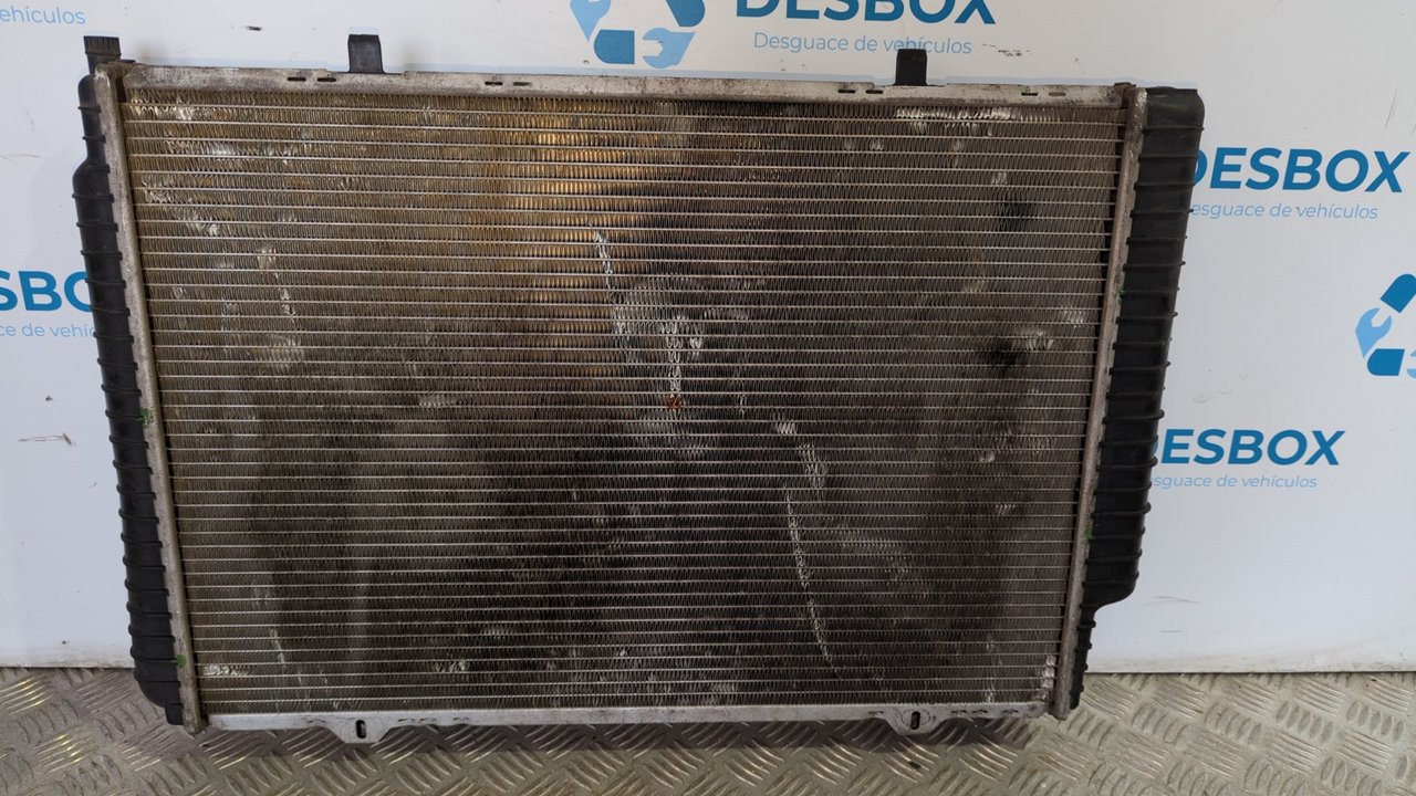 RADIADOR AGUA MERCEDES-BENZ CLASE C (W202) - vista 4