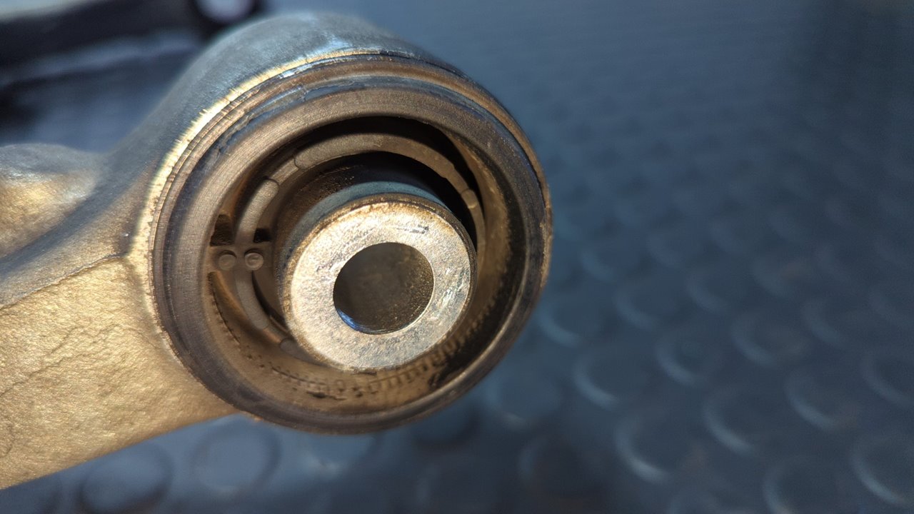 BRAZO DERECHO INFERIOR TRASERO  MERCEDES-BENZ CLASE M (W164) - vista 4