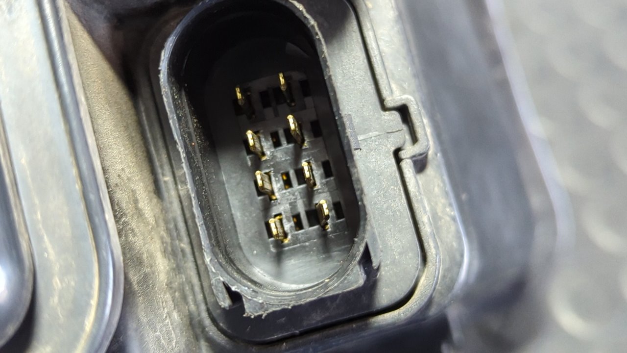 FARO DERECHO SEAT TOLEDO (1M2) - vista 4