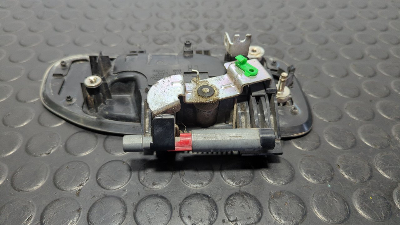 MANETA DELANTERA IZQUIERDA NISSAN NV 200 (M20) - vista 4