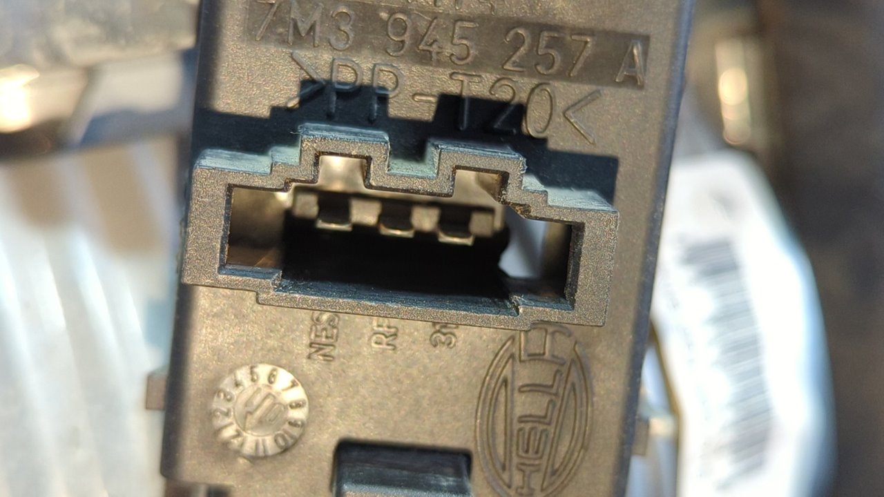 PILOTO PORTON IZQUIERDO FORD GALAXY (VY) - vista 3