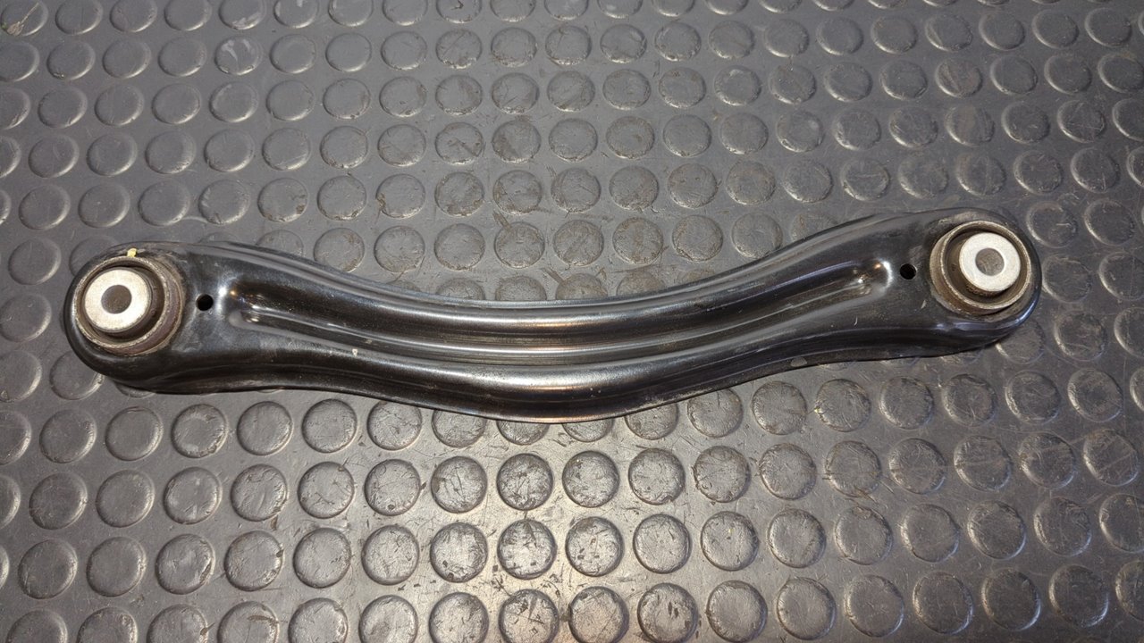 BRAZO DERECHO SUPERIOR TRASERO MERCEDES-BENZ CLASE M (W164)