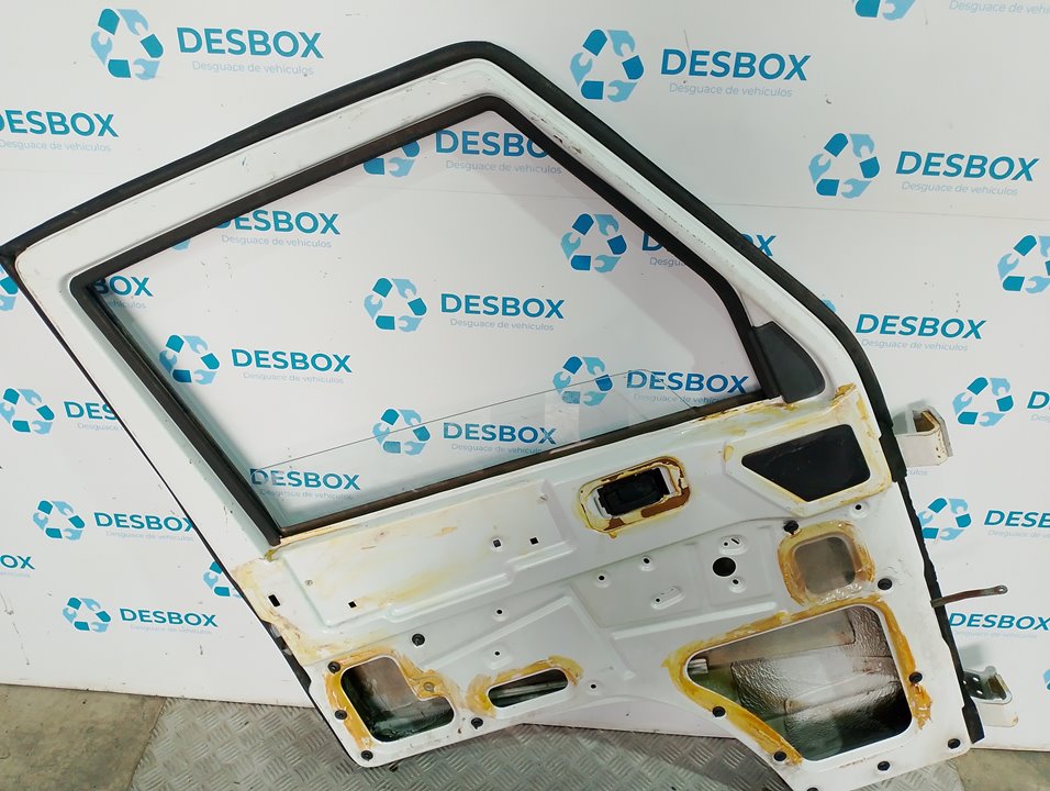 PUERTA DELANTERA IZQUIERDA MERCEDES-BENZ MB 100 - vista 2